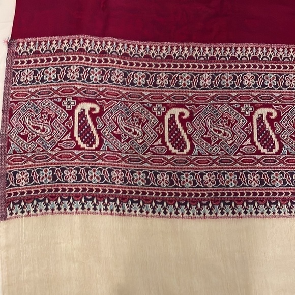 Scarf with Detailed print approximately 80” x 30” - Picture 3 of 3